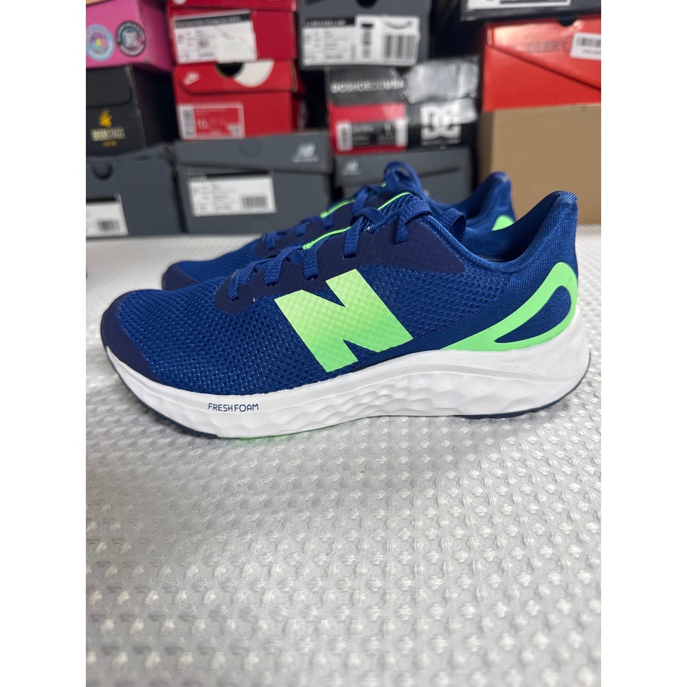 New Balance Running Shoes Kids 3.5 Fresh Foam Arishi v4 Blue Green GPARIBG4 NIB